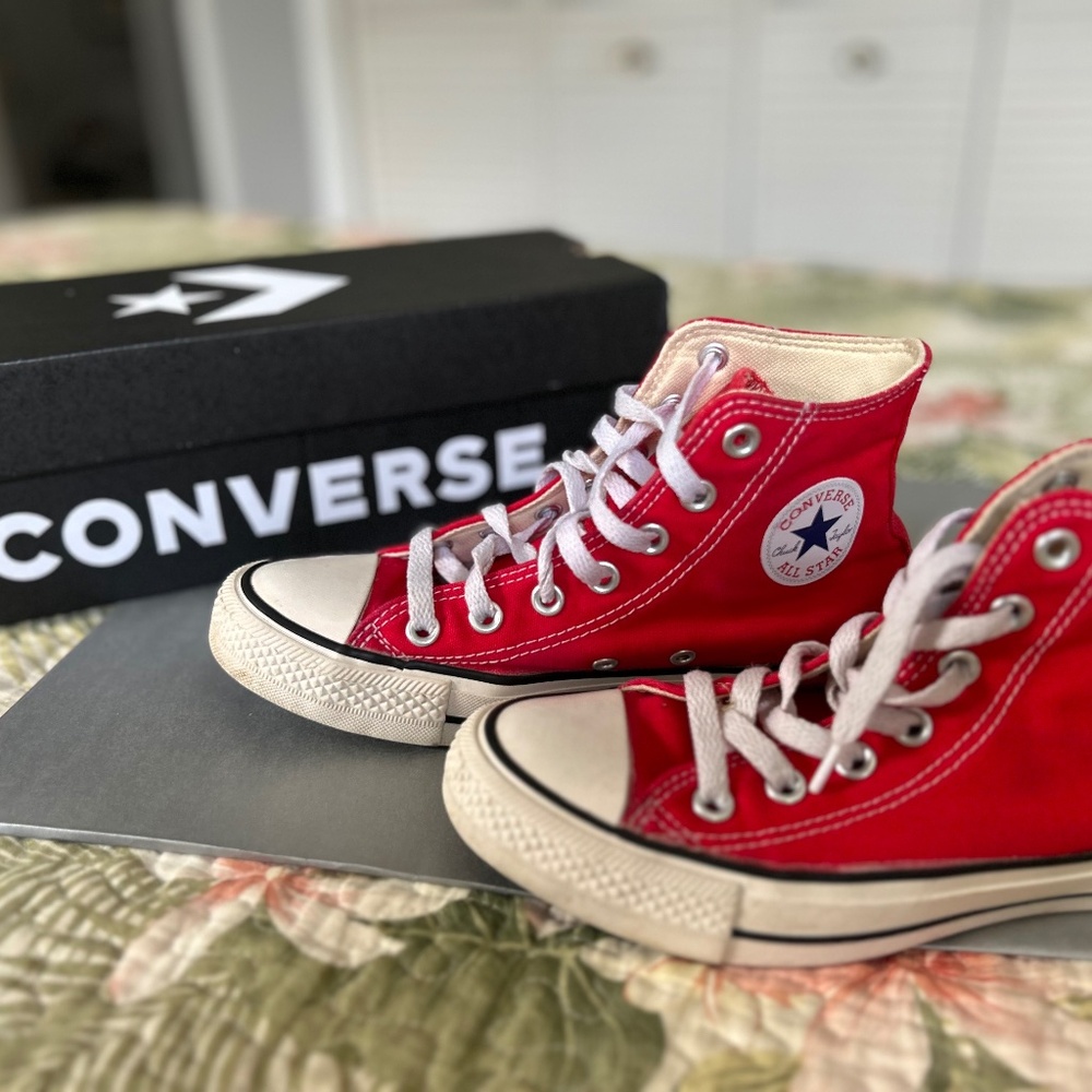 Converse Classic Red High Top Sneakers- Men's 4 or Womans 6